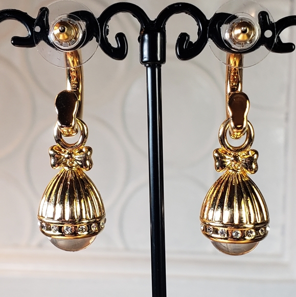NIB - Joan Rivers earrings (matches Egg pendant watch from JR) - Picture 3 of 4